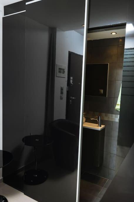 Modern Office Apartment.Wifi,2A/C,Luxury Fur/Tures Thessaloníki Eksteriør billede